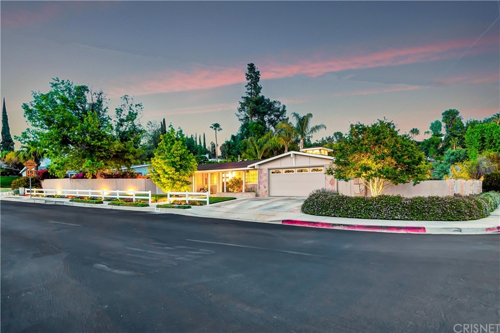 7078 Deveron Ridge Road West Hills, CA 91307 - Photo 3 of 62