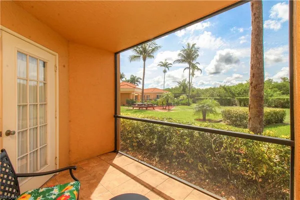 a view of a large window with an outdoor space