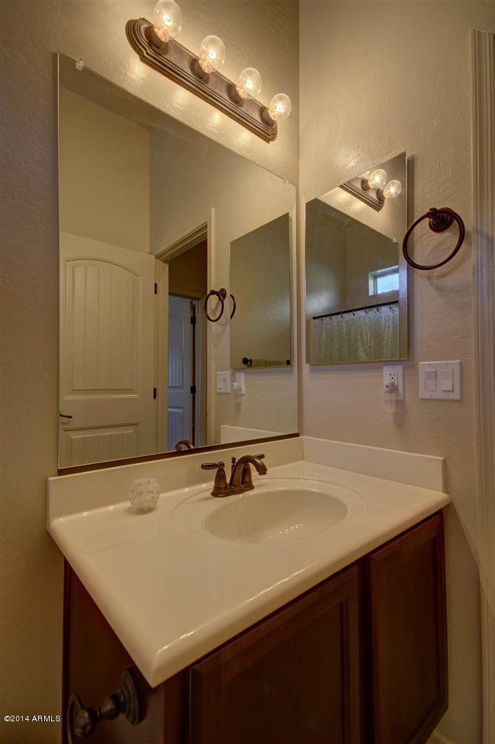 6202 East McKellips Road, Unit 156 Mesa, AZ 85215 - Photo 23 of 32 Second full bathroom