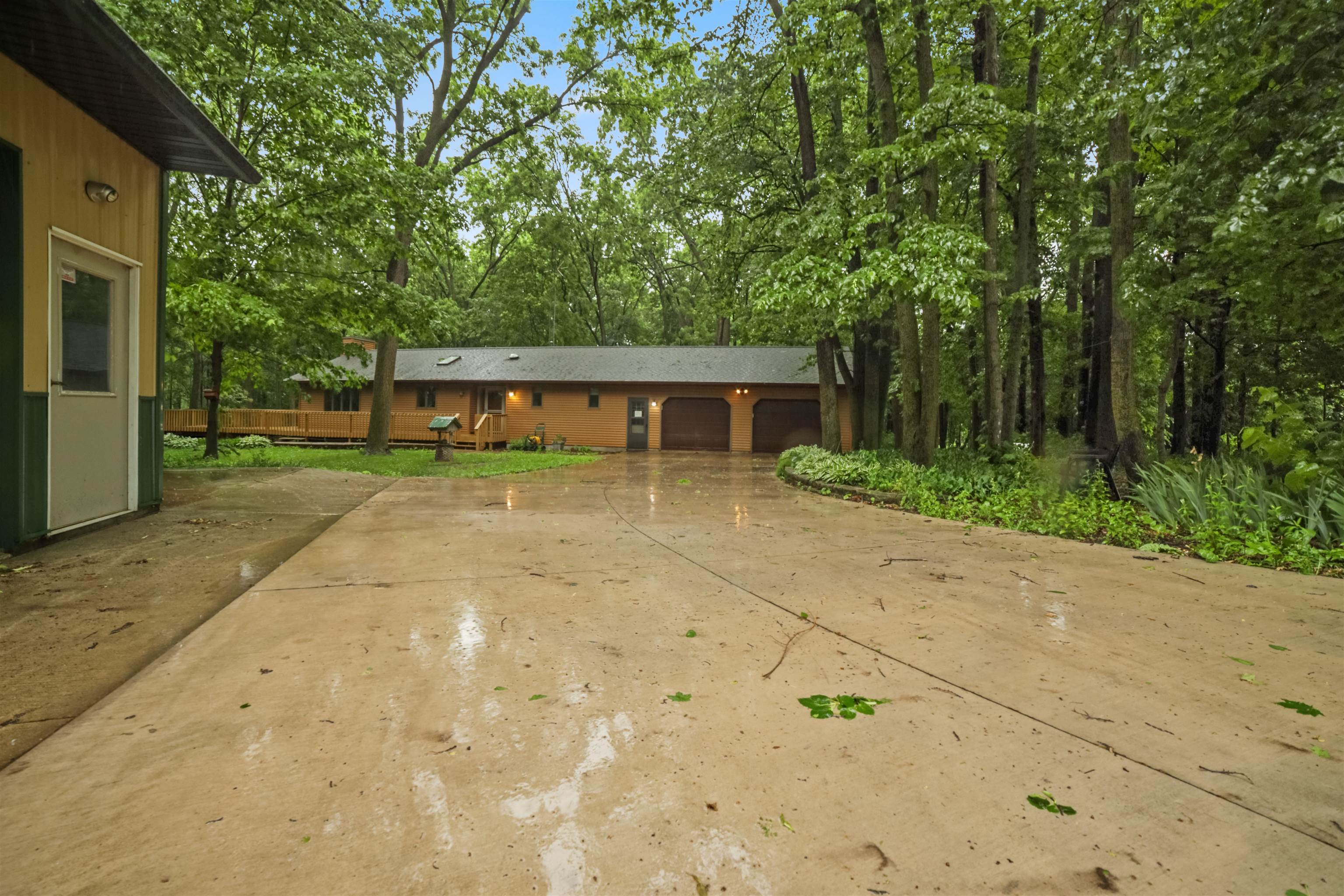N2291 Richland Road Monroe, WI 53566 - Photo 11 of 70