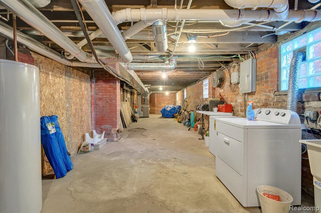2950 Field Street Detroit, MI 48214 - Photo 23 of 48