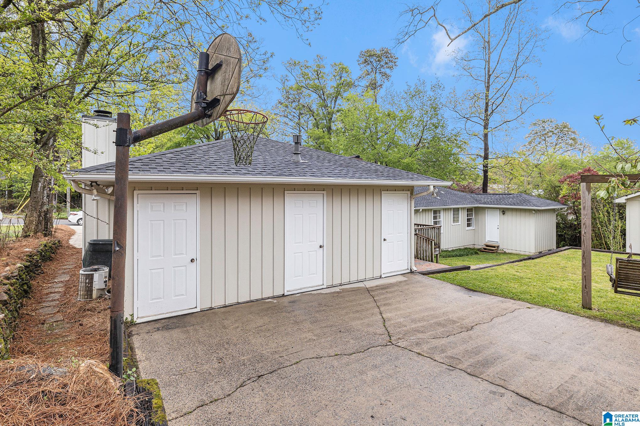 809 Beech Court Birmingham, AL 35213 - Photo 38 of 44