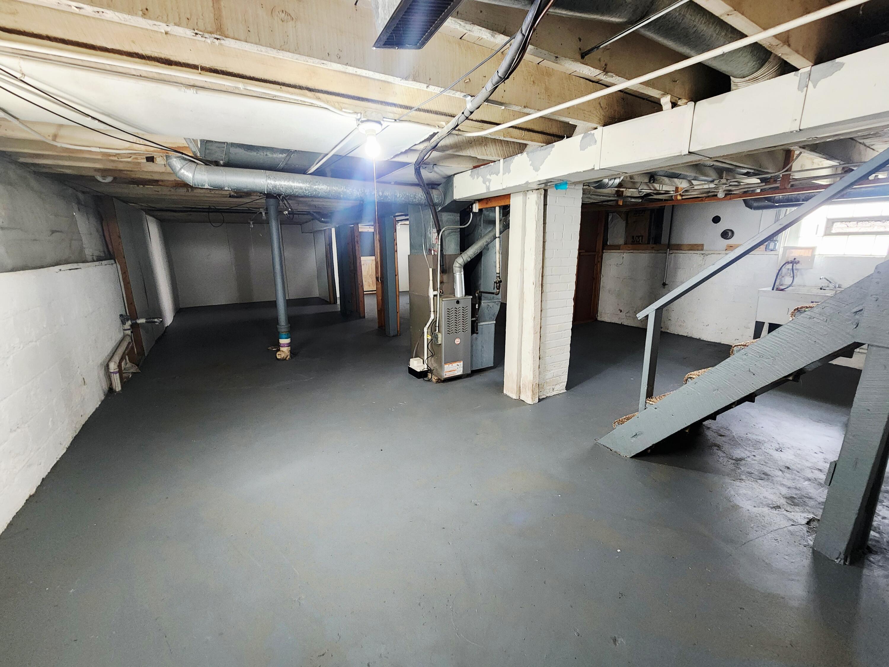 934 Field Street Hammond, IN 46320 - Photo 15 of 18 3000x2250