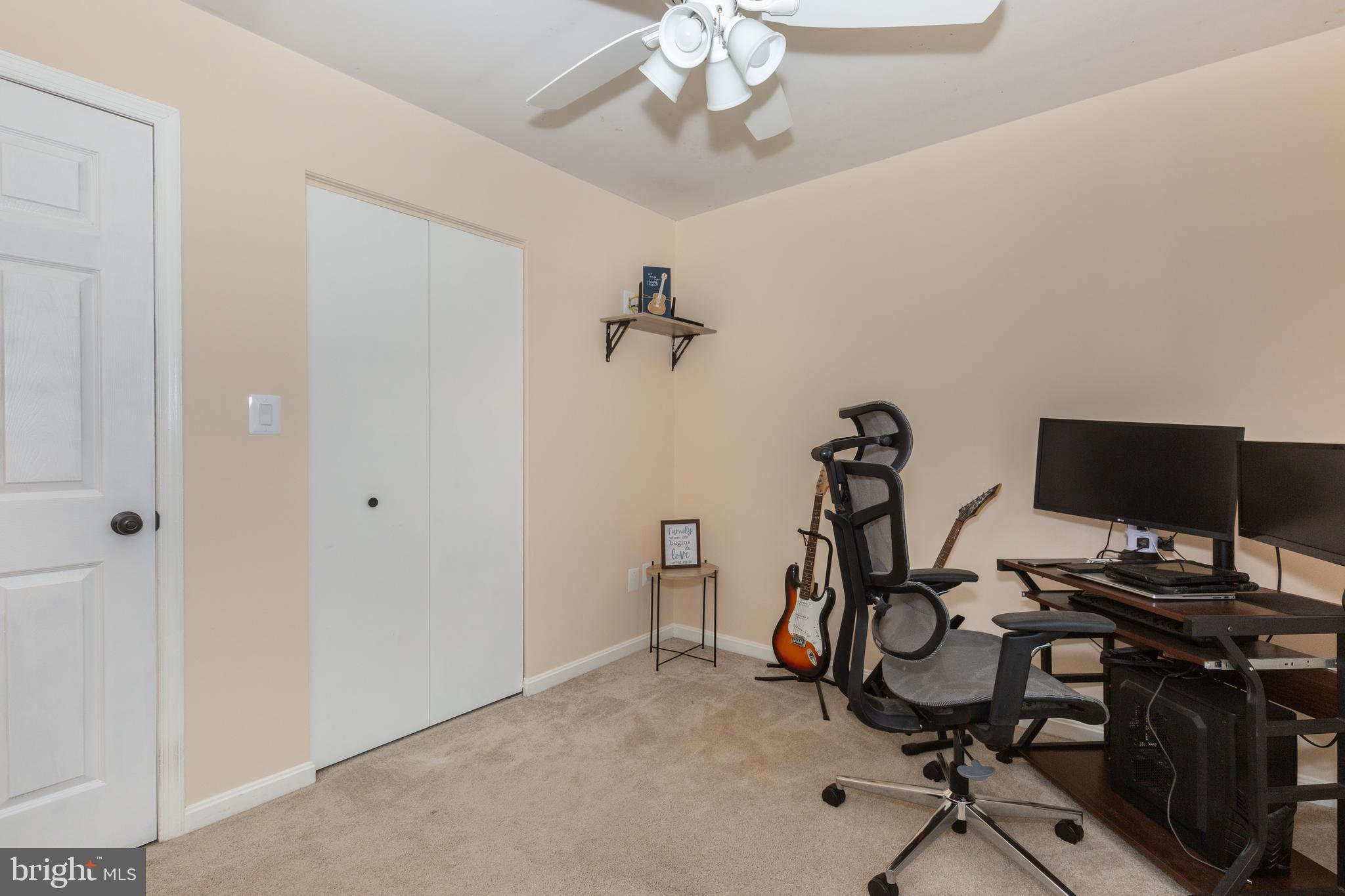 213 Roth Avenue Taneytown, MD 21787 - Photo 26 of 45