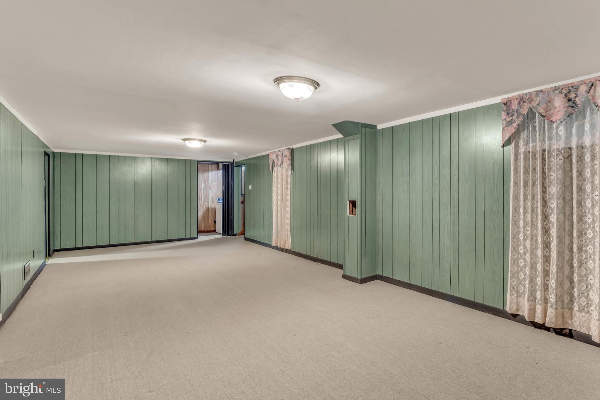 586 Rita Drive Odenton, MD 21113 - Photo 20 of 27 a view of empty room