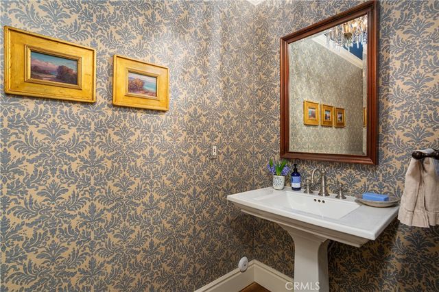 $5,420,000 | 2400 Holly Lane, Newport Beach, CA 92663