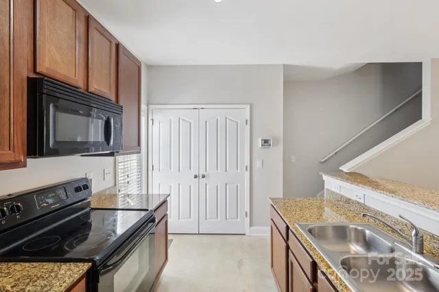 $275,000 | 12720 Livengood Lane, Charlotte, NC 28269