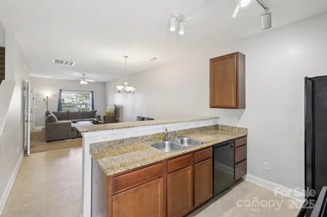 $275,000 | 12720 Livengood Lane, Charlotte, NC 28269