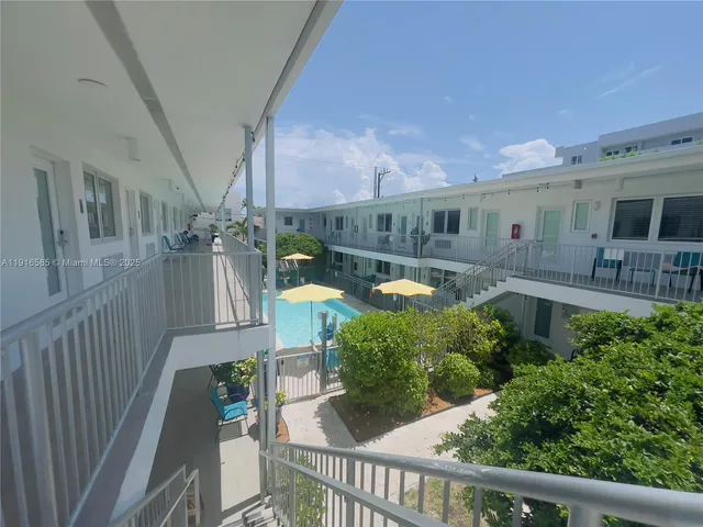 $2,495 | 6755 Harding Avenue, Unit 817, Miami Beach, FL 33141