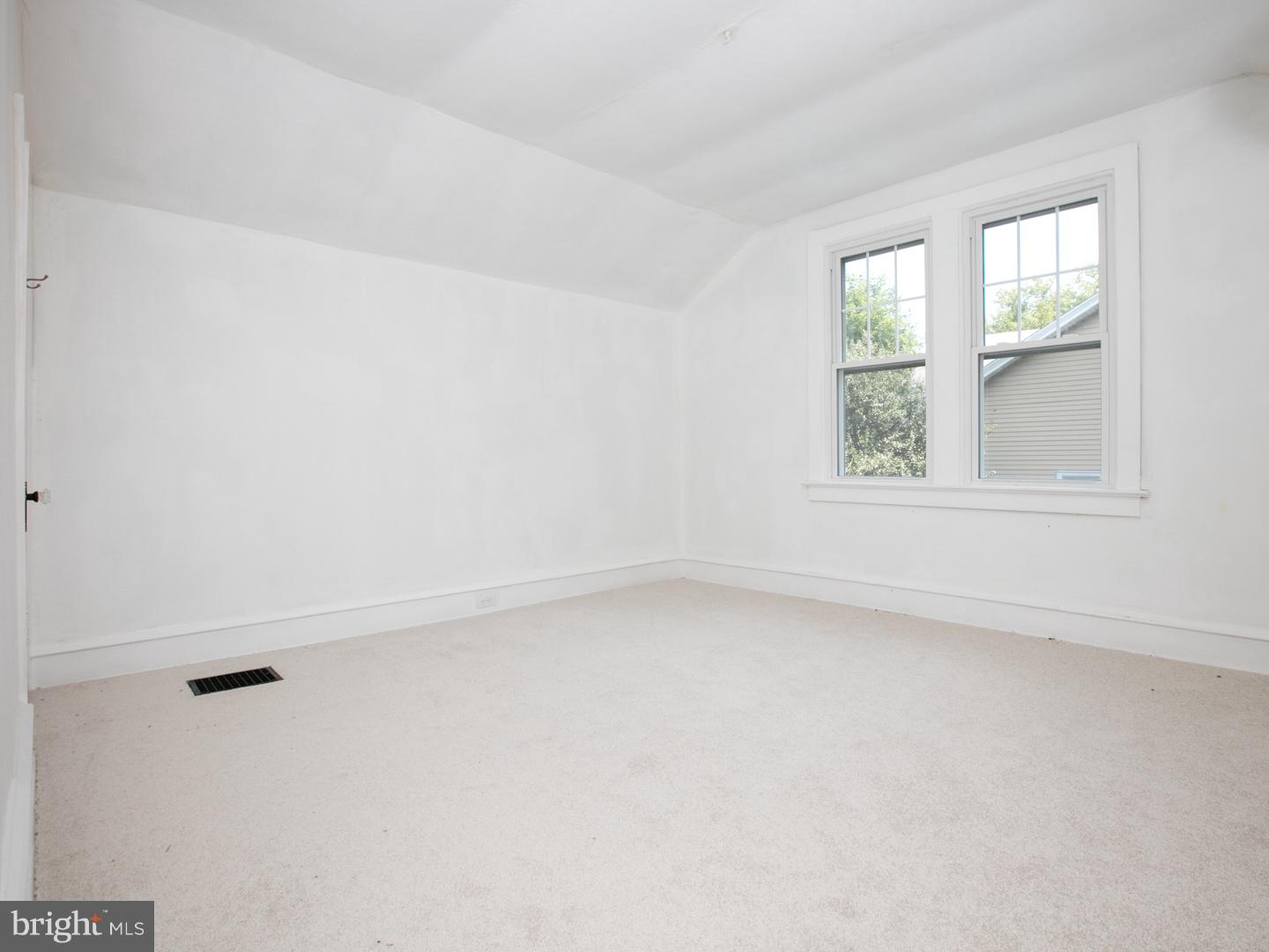 48 Lafayette Road Audubon, NJ 08106 - Photo 19 of 24 Gallery Image 19