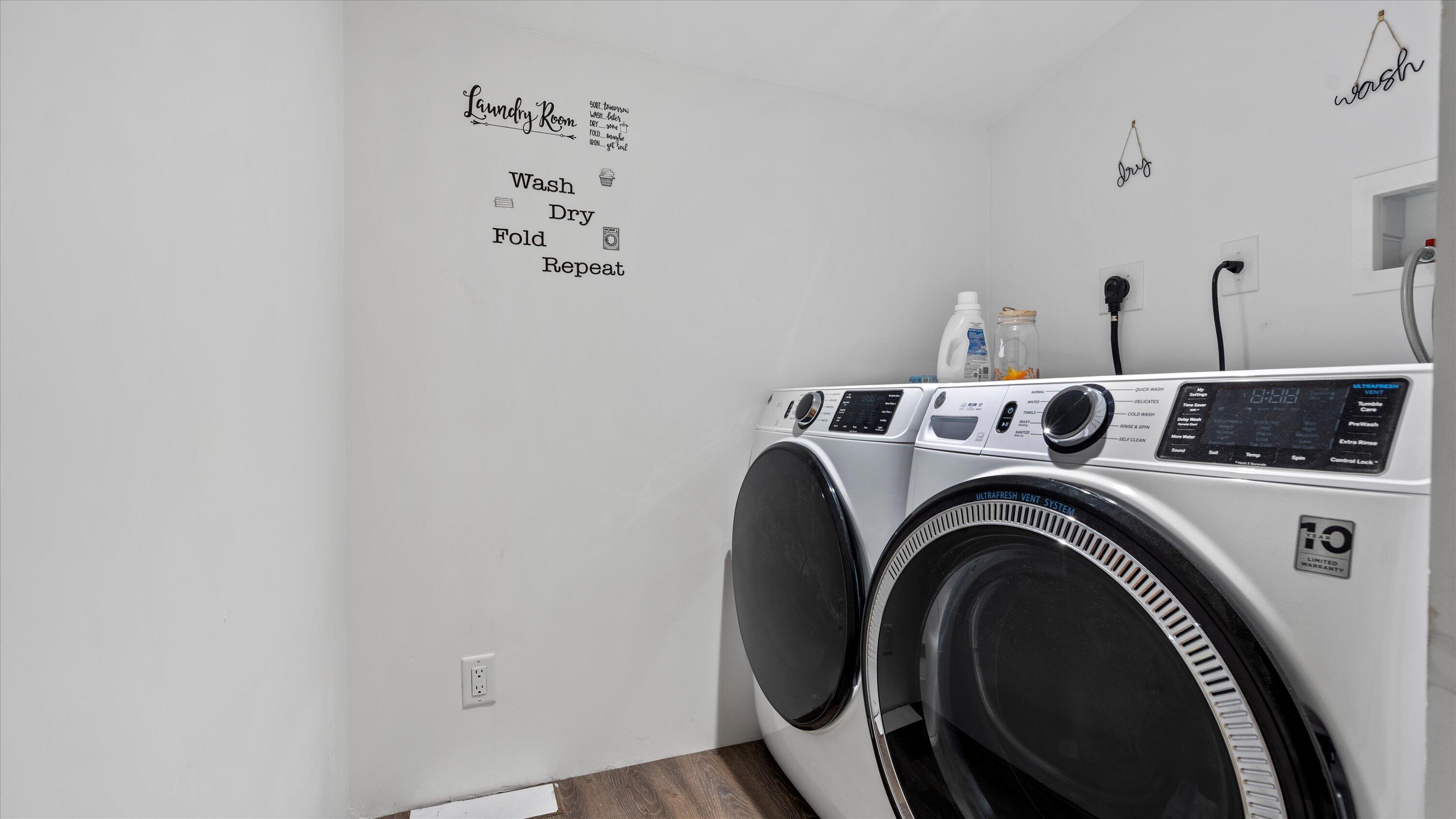 329 Country Club Road Sanford, ME 04073 - Photo 12 of 23 329 Country Club - Laundry Room