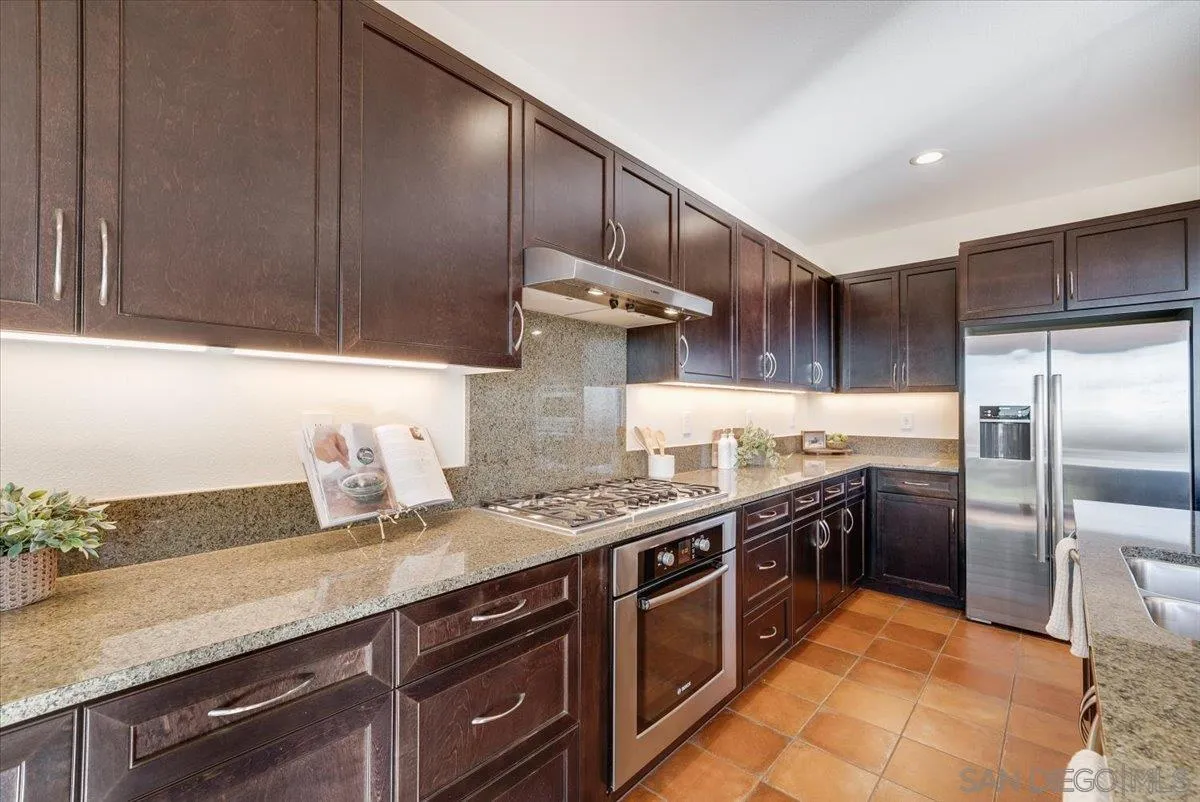 7135 Sitio Caliente Carlsbad, CA 92009 - Photo 23 of 73