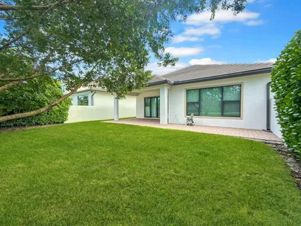 $1,100,000 | 8259 Grand Prix Lane, Boynton Beach, FL 33472