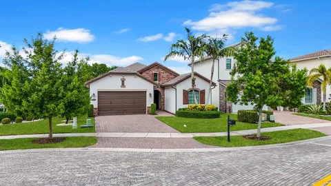 $1,100,000 | 8259 Grand Prix Lane, Boynton Beach, FL 33472