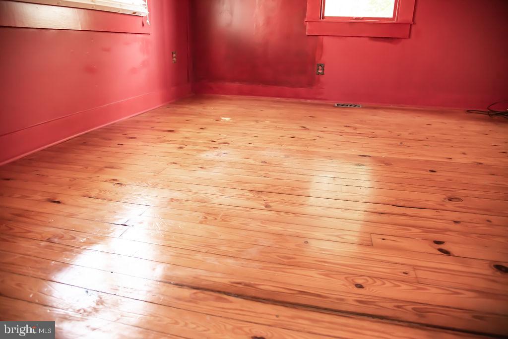 21128 Sparta Road Milford, VA 22514 - Photo 23 of 48 hardwood floors
