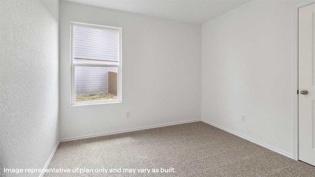 1824 Potomac Lane Blue Ridge, TX 75424 - Photo 24 of 29 an empty room with a window