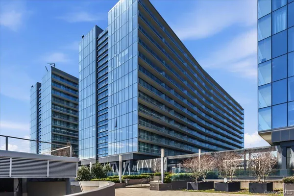 $780,000 | 131-03 40 Road, Unit 9N | Flushing