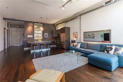 $1,089,000 | 13320 Beach Avenue, Unit 301, Marina del Rey, CA 90292