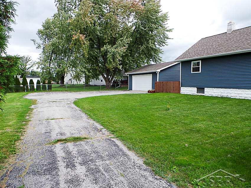 3983 Wheeler Road Bay City, MI 48706 - Photo 13 of 17 31304134-12.JPG
