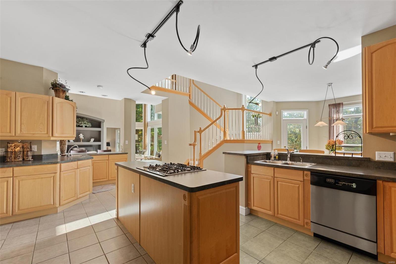 3863 Indian Ridge Lane Defiance, MO 63341 - Photo 10 of 47 Gallery Image 10