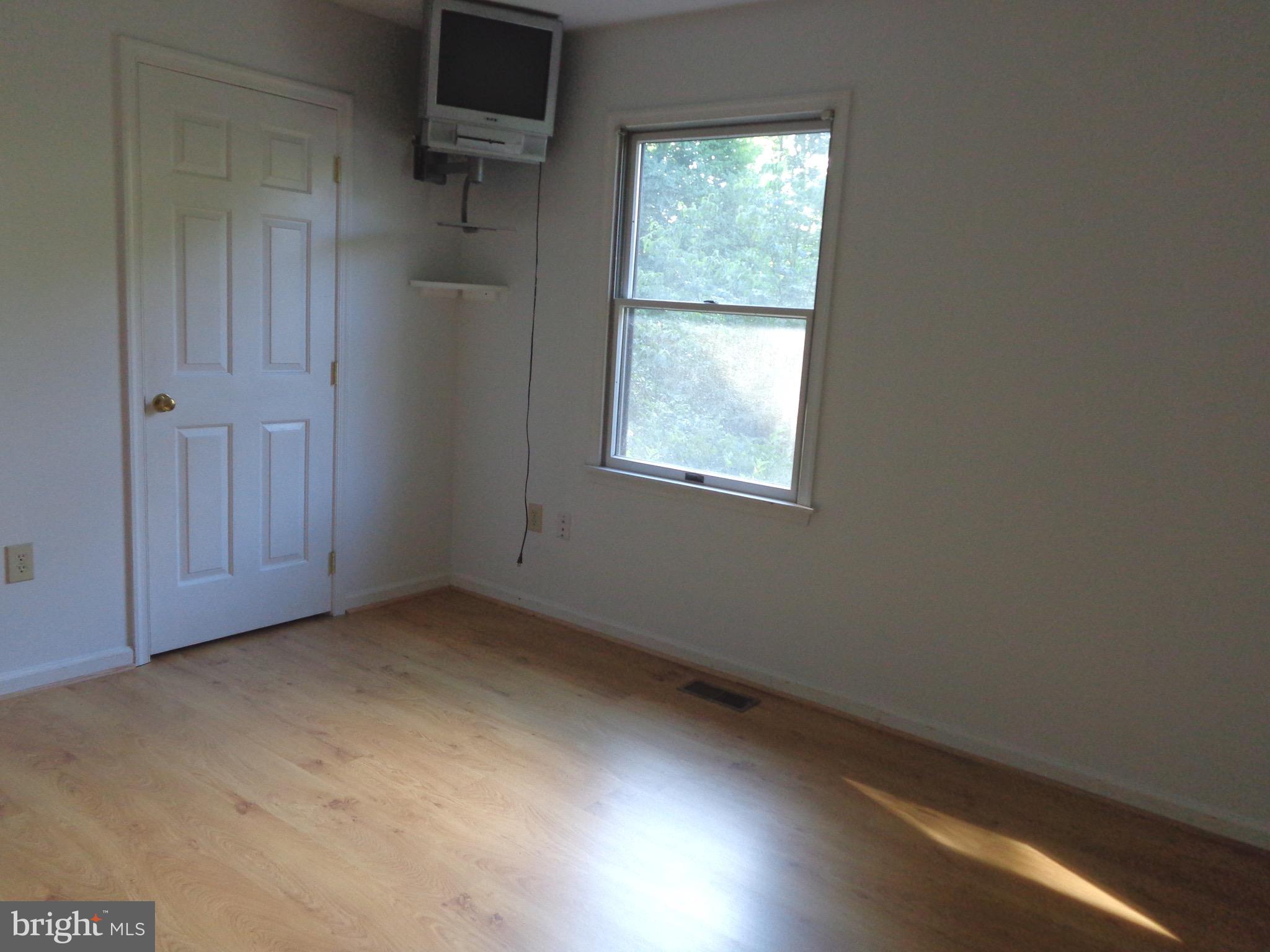 88 Long View Road Linden, VA 22642 - Photo 15 of 30 Bedroom