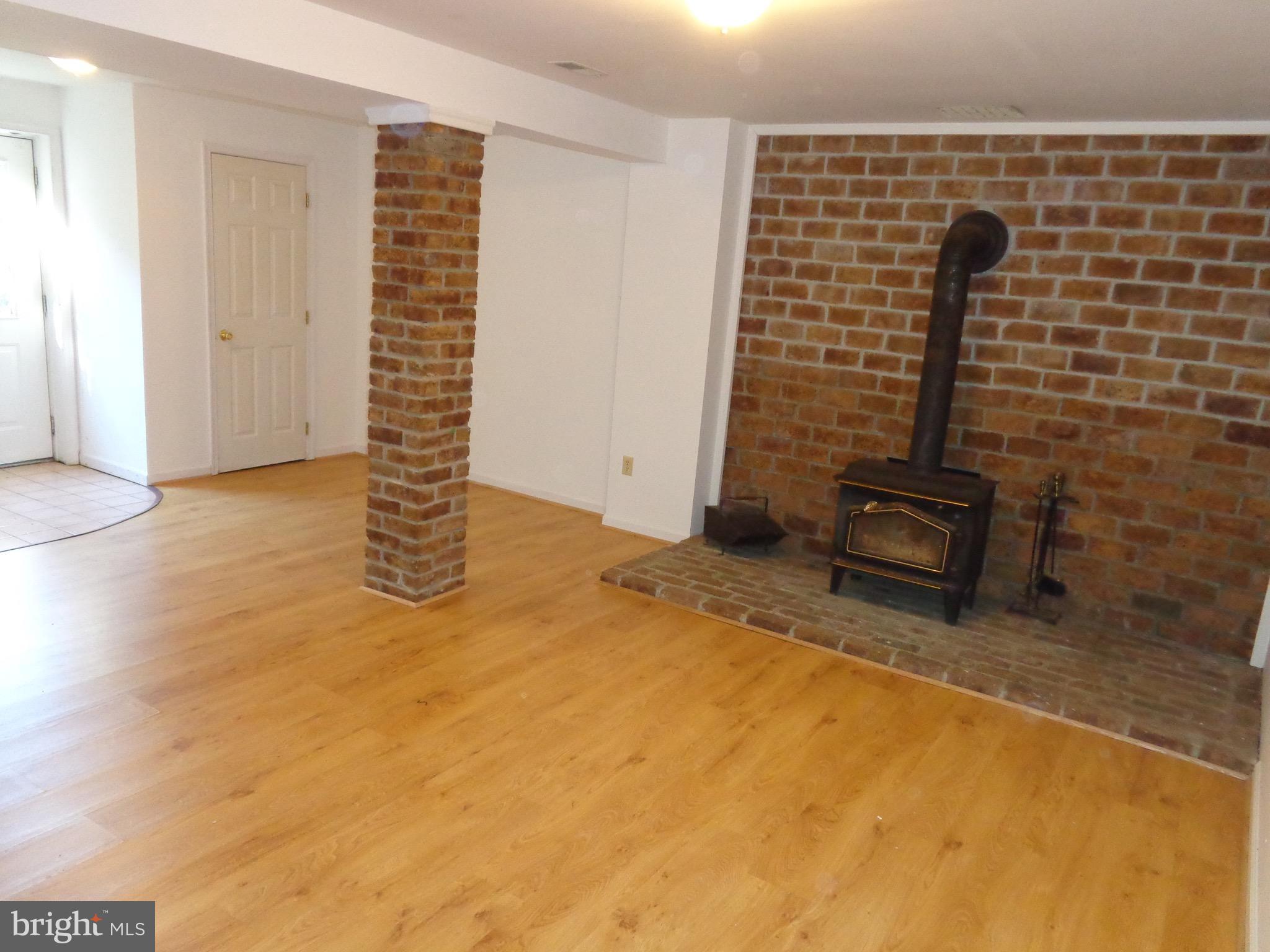 88 Long View Road Linden, VA 22642 - Photo 23 of 30 Family Room