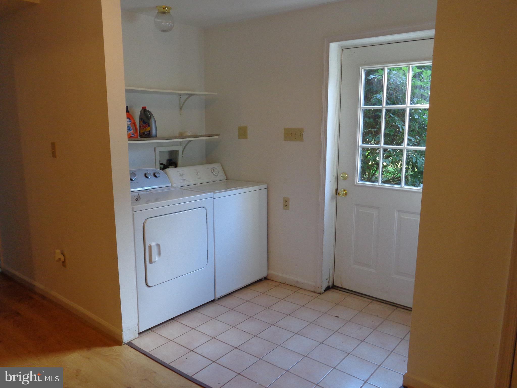 88 Long View Road Linden, VA 22642 - Photo 24 of 30 Laundry area