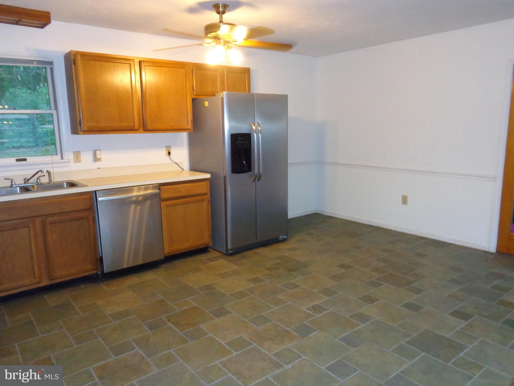 88 Long View Road Linden, VA 22642 - Photo 7 of 30 Kitchen