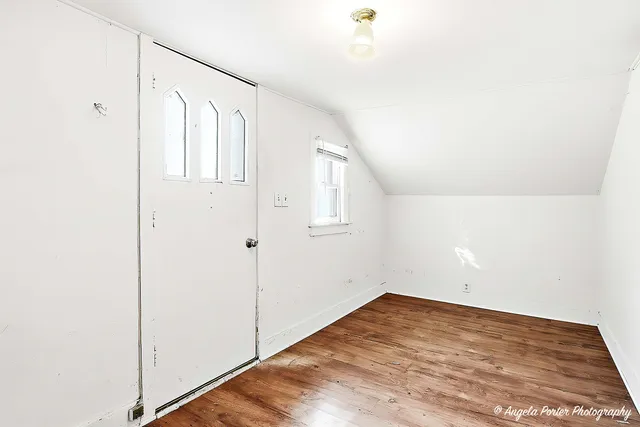 $249,900 | 814 North River Road, McHenry, IL 60051