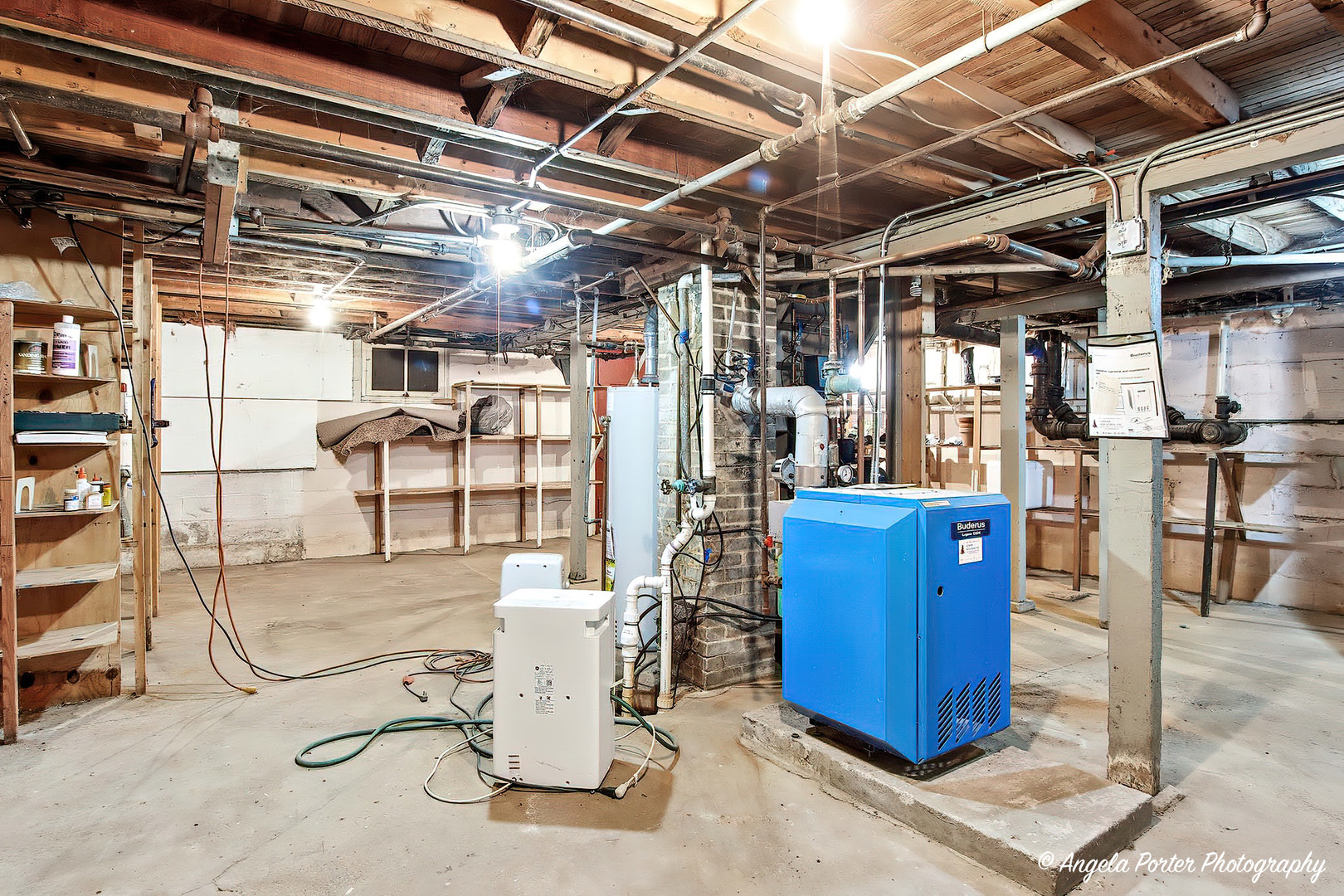 814 North River Road McHenry, IL 60051 - Photo 34 of 39 a view of a storage room with racks