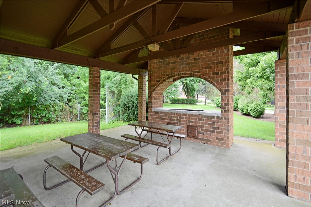 22960 Mastick Road, Unit 202 Cleveland, OH 44126 - Photo 28 of 29