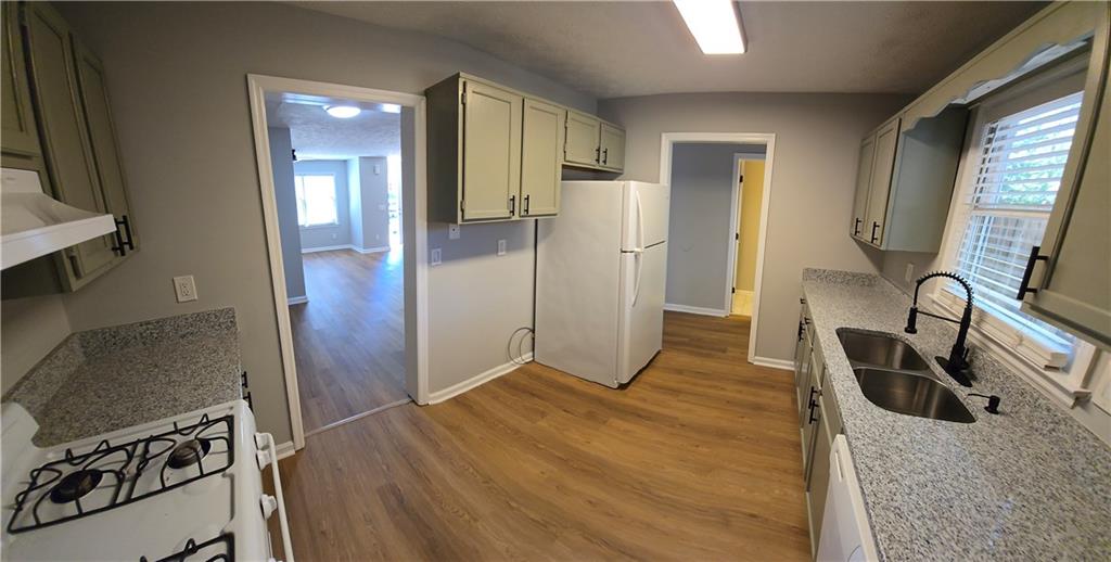 1016 Kennesborough Road Northwest Kennesaw, GA 30144 - Photo 15 of 35