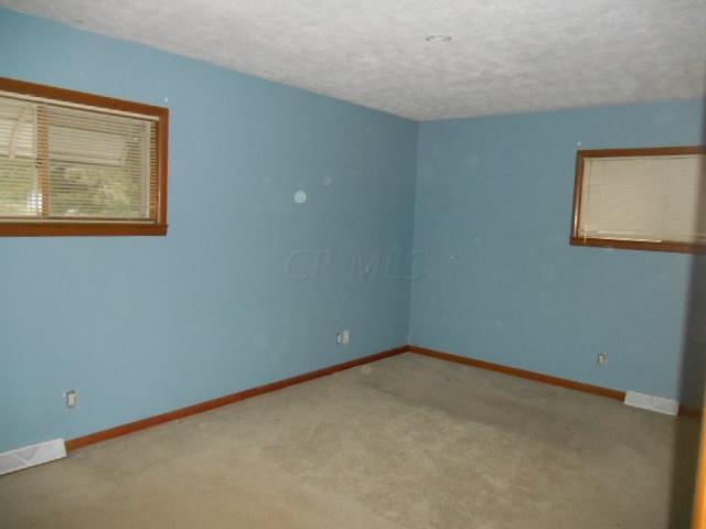 3727 Noe Bixby Road Columbus, OH 43232 - Photo 13 of 14