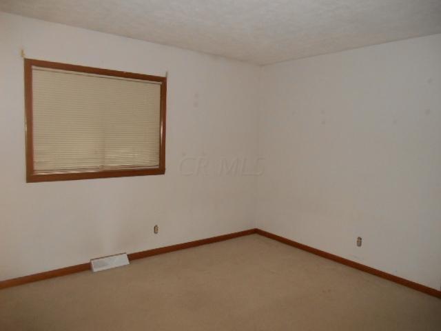 3727 Noe Bixby Road Columbus, OH 43232 - Photo 14 of 14