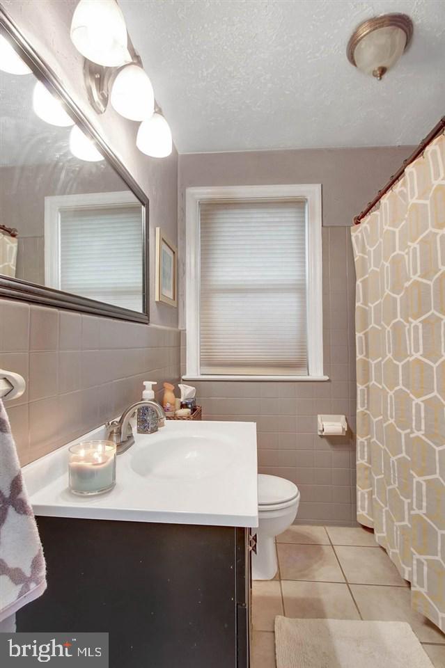 344 Edgewood Road York, PA 17402 - Photo 14 of 25 Gallery Image 14