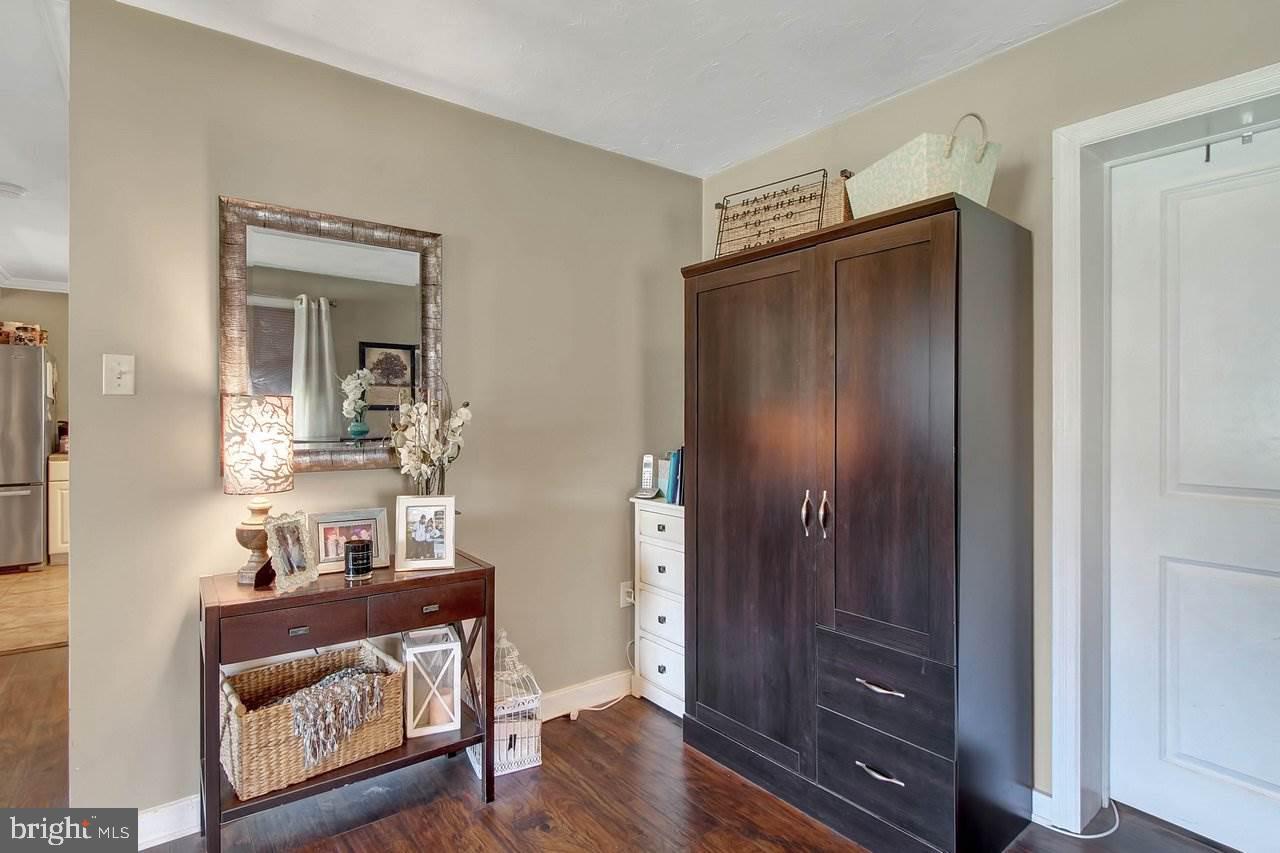 344 Edgewood Road York, PA 17402 - Photo 6 of 25 Gallery Image 6
