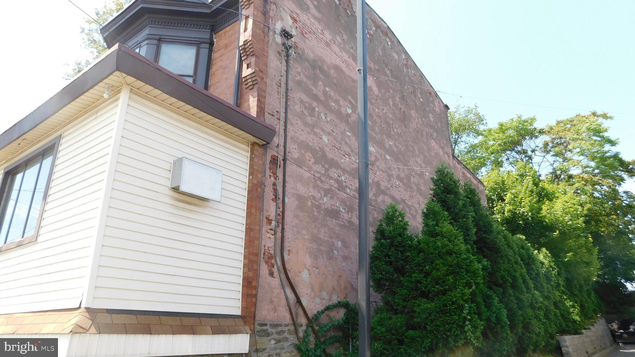 6712 Ridge Avenue Philadelphia, PA 19128 - Photo 8 of 19