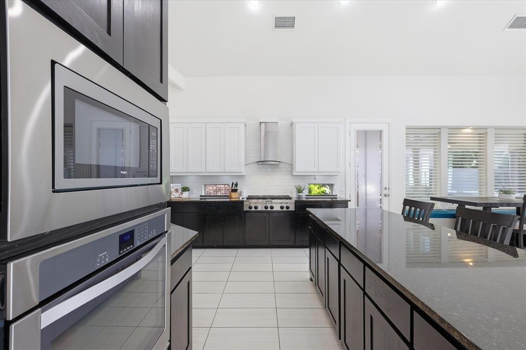 8316 Inverness The Colony, TX 75056 - Photo 11 of 40