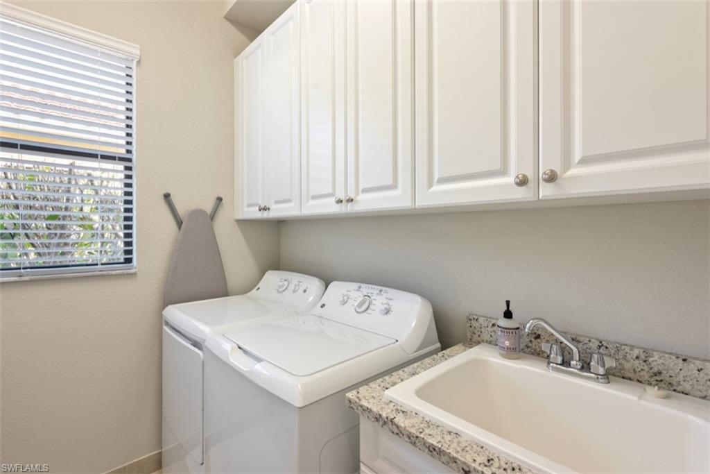 13382 Silktail Drive Naples, FL 34109 - Photo 17 of 28