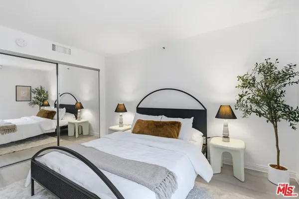 $599,000 | 600 West 9th Street, Unit 513, Los Angeles, CA 90015