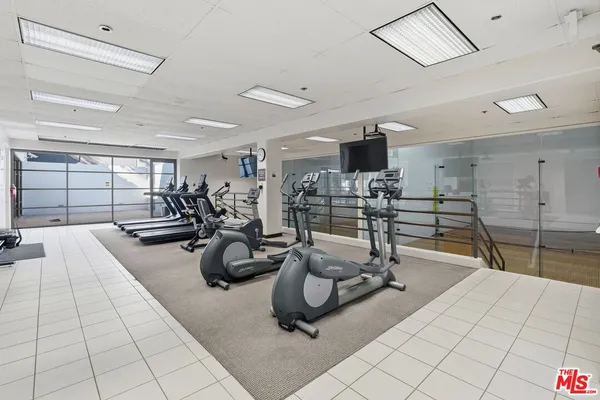 $599,000 | 600 West 9th Street, Unit 513, Los Angeles, CA 90015
