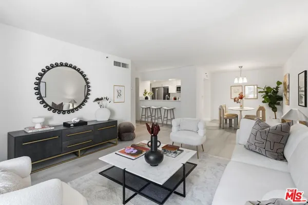 $599,000 | 600 West 9th Street, Unit 513, Los Angeles, CA 90015