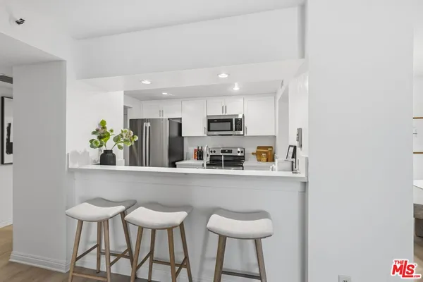$599,000 | 600 West 9th Street, Unit 513, Los Angeles, CA 90015