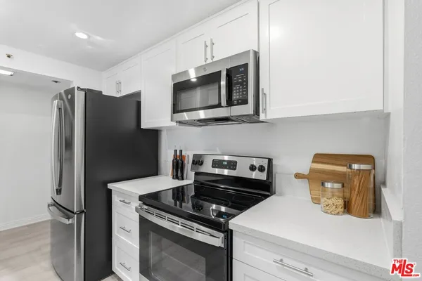 $599,000 | 600 West 9th Street, Unit 513, Los Angeles, CA 90015