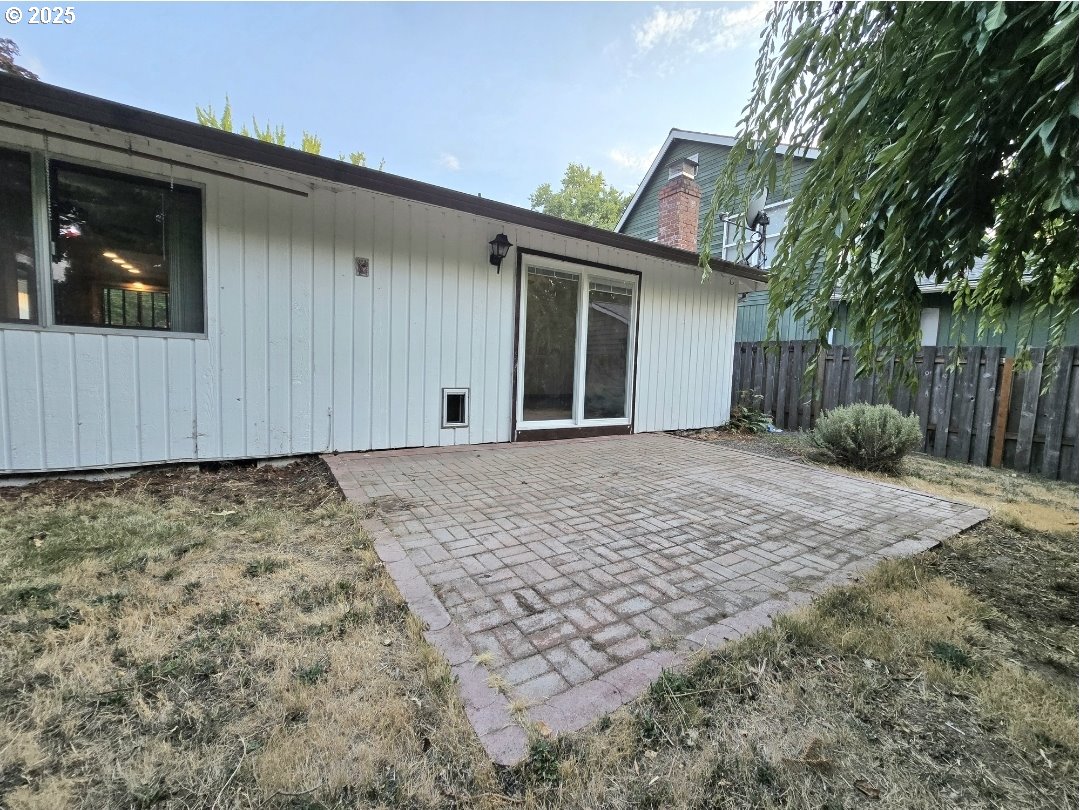 20675 Southwest Rosa Drive Beaverton, OR 97078 - Photo 32 of 40 a view of a house with a yard