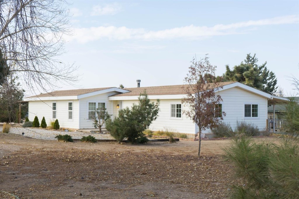 9378 Manada Road Phelan, CA 92371 - Photo 1 of 1