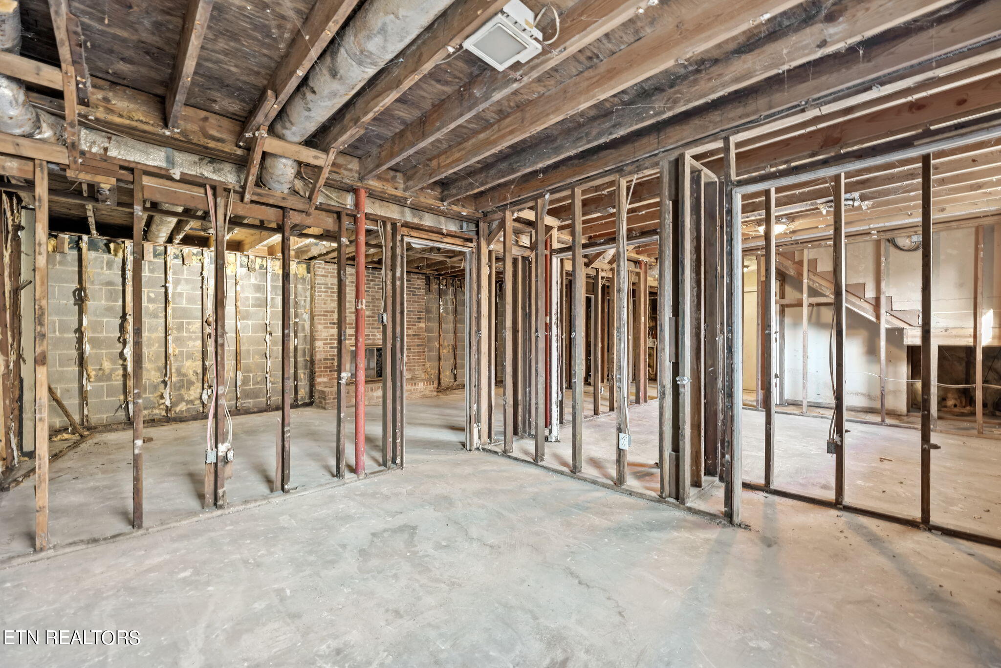 234 Gum Hollow Road Oak Ridge, TN 37830 - Photo 24 of 31 24-web-or-mls-GmHllw234 (84)