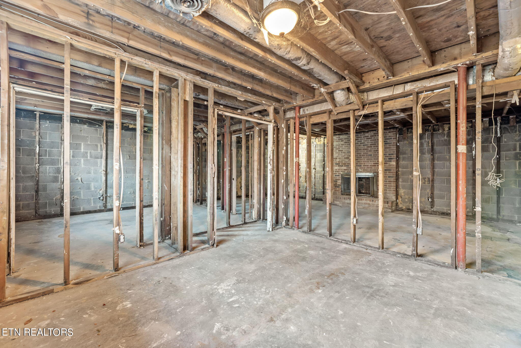 234 Gum Hollow Road Oak Ridge, TN 37830 - Photo 25 of 31 25-web-or-mls-GmHllw234 (87)