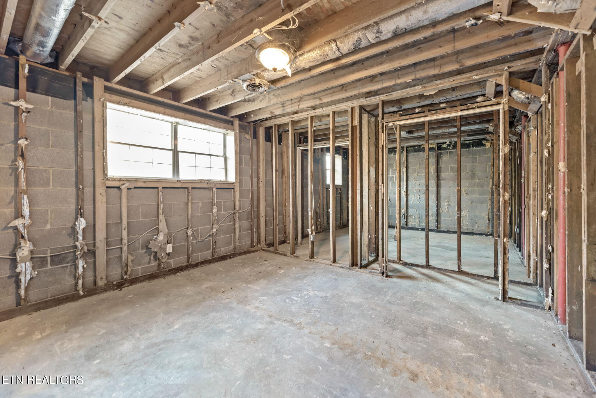 234 Gum Hollow Road Oak Ridge, TN 37830 - Photo 26 of 31 26-web-or-mls-GmHllw234 (90)