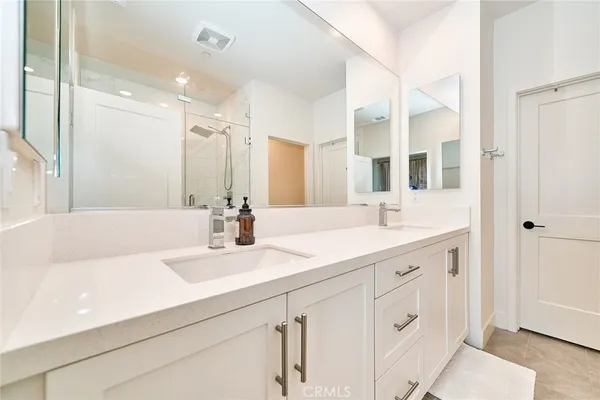 $1,349,000 | 16330 Moonstone Circle, Tustin, CA 92782